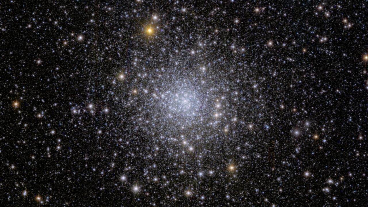 A Euclid űrteleszkóp véletlenül bukkant egy rejtett csillaghiányra az NGC 6397 halmazban