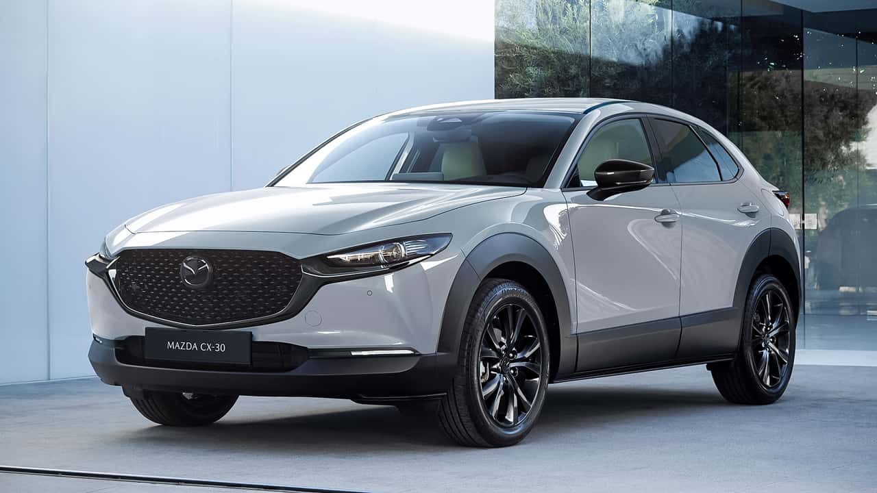 A Mazda alaposan rátett egy lapáttal a sikermodell CX-30 biztonságára