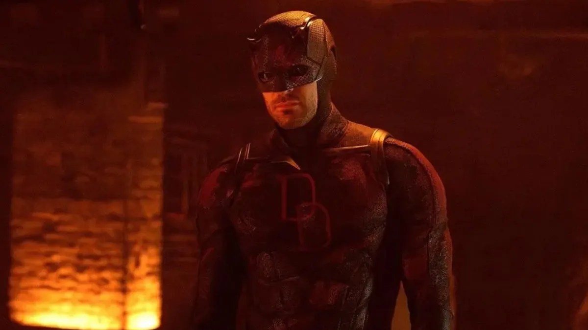 A Daredevil Born Again forgatási képei szerint Elektra szabadíthatja ki Matt Murdockot a börtönből