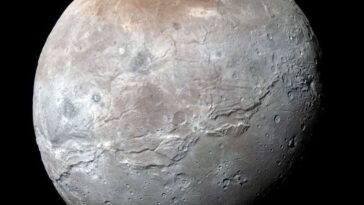 A Charon brutálisan lelassult, a hegyei így mesélik el, hogy régen 10x gyorsabban pörgött